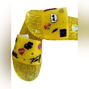KARL LAGERFELD - Women’s Thea Jelly Slide Sandals Slippers, Neon Yellow - Sz-8
